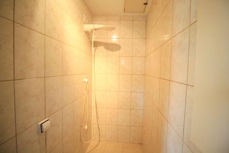 Casa à venda com 225m², 5 quartos e 3 vagasBanheiro - Quarto 4