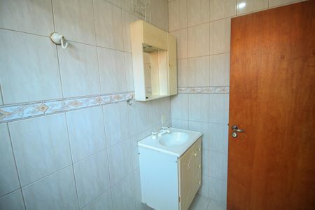 Casa à venda com 225m², 5 quartos e 3 vagasBanheiro - Quarto 2
