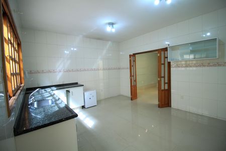 Casa à venda com 225m², 5 quartos e 3 vagasCozinha