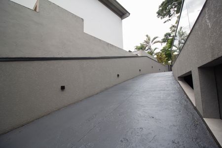 Casa à venda com 102m², 3 quartos e 2 vagasGaragem