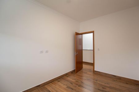 Casa à venda com 102m², 3 quartos e 2 vagasQuarto 2