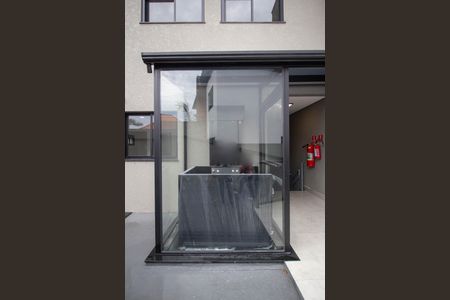 Casa à venda com 102m², 3 quartos e 2 vagasÁrea comum - Acessibilidade