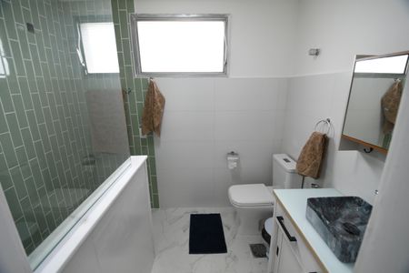 Apartamento à venda com 140m², 3 quartos e 1 vagaBanheiro Social