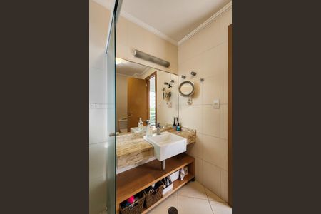 Apartamento à venda com 139m², 3 quartos e 3 vagasBanheiro da Suíte 3