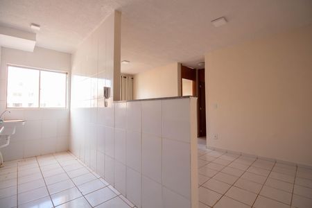 Apartamento para alugar com 45m², 2 quartos e 1 vagaHall