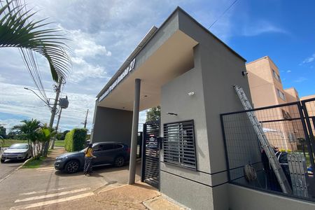 Apartamento para alugar com 45m², 2 quartos e 1 vagaFachada