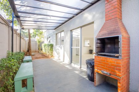 Apartamento à venda com 39m², 2 quartos e sem vaga Apartamento à venda com 39m², 2 quartos e sem vagaÁrea comum - Churrasqueira