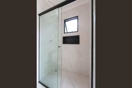 Apartamento para alugar com 45m², 2 quartos e sem vaga Apartamento para alugar com 45m², 2 quartos e sem vagaBanheiro da Suíte