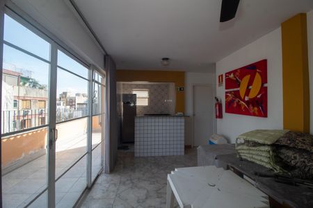 Studio à venda com 28m², 1 quarto e sem vagaÁrea comum - Salão de festas