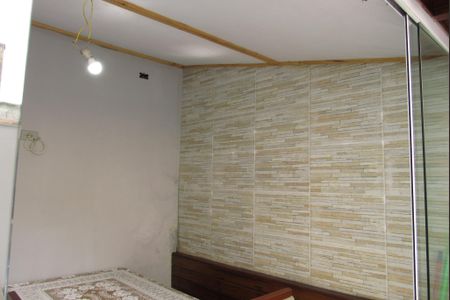Casa de condomínio à venda com 116m², 2 quartos e 2 vagasEdícula