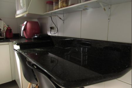 Casa de condomínio à venda com 116m², 2 quartos e 2 vagasCozinha
