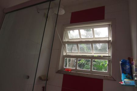 Casa de condomínio à venda com 116m², 2 quartos e 2 vagasBanheiro