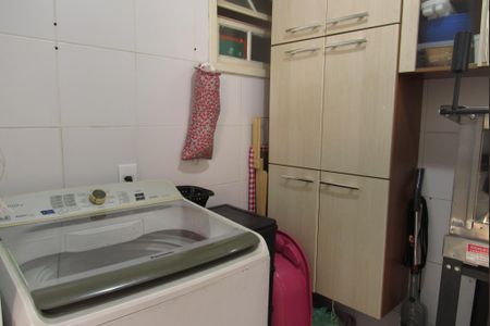Casa de condomínio à venda com 116m², 2 quartos e 2 vagasÁrea de Serviço