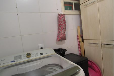 Casa de condomínio à venda com 116m², 2 quartos e 2 vagasÁrea de Serviço