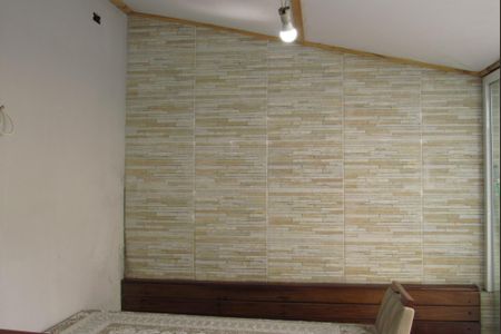 Casa de condomínio à venda com 116m², 2 quartos e 2 vagasEdícula
