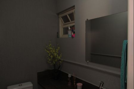 Casa de condomínio à venda com 116m², 2 quartos e 2 vagasLavabo