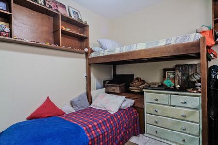 Casa à venda com 240m², 5 quartos e 3 vagas Casa à venda com 240m², 5 quartos e 3 vagasCasa 2 - Quarto 2