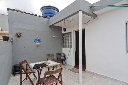 Casa à venda com 240m², 5 quartos e 3 vagas Casa à venda com 240m², 5 quartos e 3 vagasCasa 1 - Área comum