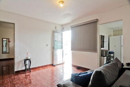 Casa à venda com 240m², 5 quartos e 3 vagas Casa à venda com 240m², 5 quartos e 3 vagasCasa 1 - Sala