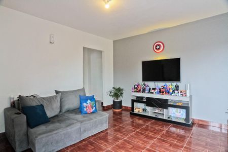 Casa à venda com 240m², 5 quartos e 3 vagas Casa à venda com 240m², 5 quartos e 3 vagasCasa 1 - Sala