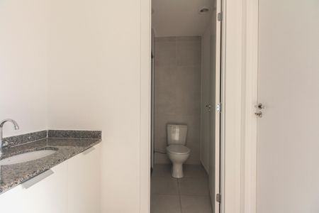 Apartamento para alugar com 38m², 2 quartos e sem vaga Apartamento para alugar com 38m², 2 quartos e sem vagaBanheiro