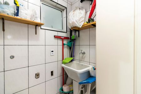 Apartamento à venda com 74m², 3 quartos e 1 vagaÁrea de Serviço