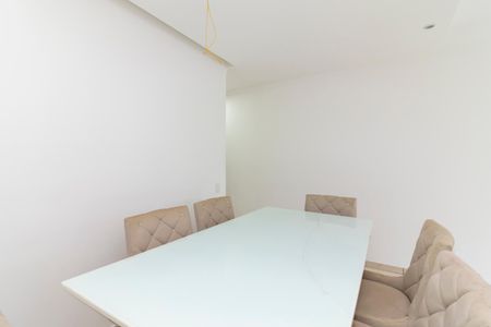 Apartamento à venda com 74m², 3 quartos e 1 vagaSala