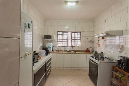 Casa à venda com 240m², 3 quartos e 4 vagasCozinha