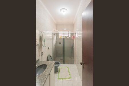 Casa à venda com 240m², 3 quartos e 4 vagasBanheiro