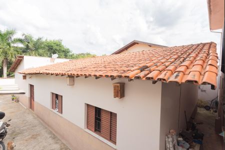 Casa à venda com 240m², 3 quartos e 4 vagasQuintal