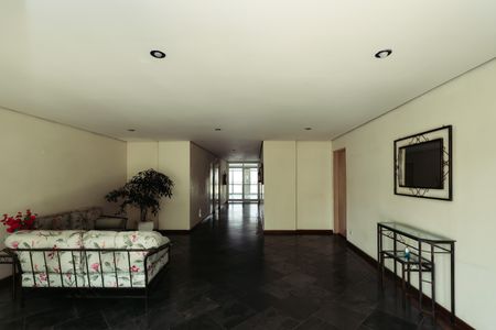 Apartamento à venda com 60m², 2 quartos e 1 vaga Apartamento à venda com 60m², 2 quartos e 1 vagaHall de entrada