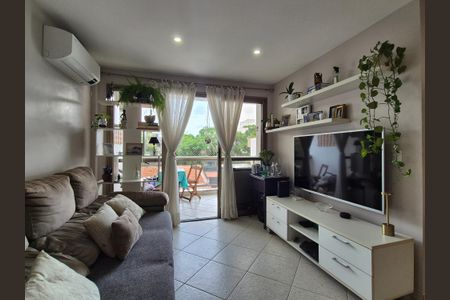 Apartamento à venda com 89m², 3 quartos e 1 vaga Apartamento à venda com 89m², 3 quartos e 1 vagaSala