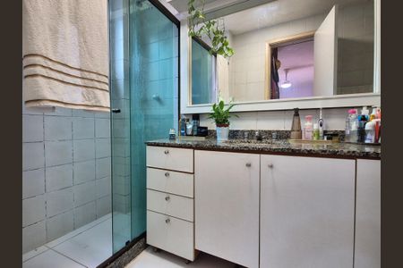 Apartamento à venda com 89m², 3 quartos e 1 vaga Apartamento à venda com 89m², 3 quartos e 1 vagaBanheiro da Suíte 2