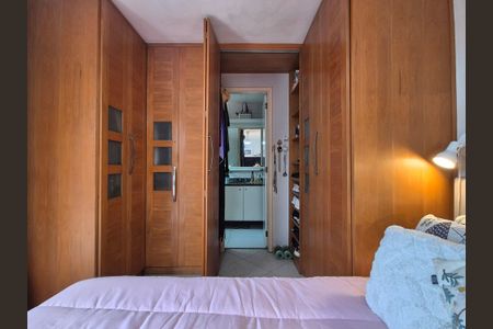 Apartamento à venda com 89m², 3 quartos e 1 vaga Apartamento à venda com 89m², 3 quartos e 1 vagaCloset da Suíte 2