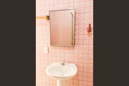 Apartamento à venda com 60m², 2 quartos e sem vaga Apartamento à venda com 60m², 2 quartos e sem vagaBanheiro