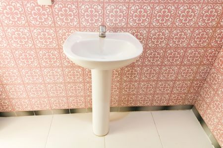 Apartamento à venda com 60m², 2 quartos e sem vaga Apartamento à venda com 60m², 2 quartos e sem vagaBanheiro