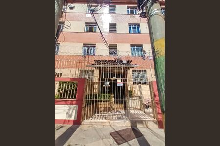 Apartamento à venda com 60m², 2 quartos e sem vaga Apartamento à venda com 60m², 2 quartos e sem vagaFachada