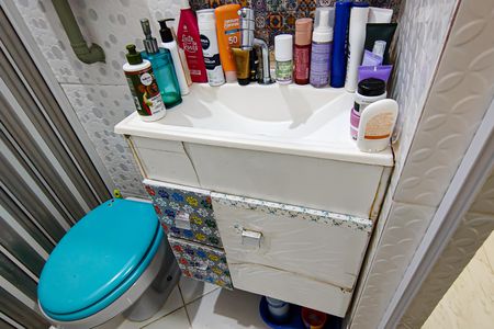 Casa à venda com 60m², 2 quartos e sem vagabanheiro