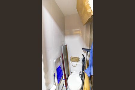 Apartamento à venda com 190m², 3 quartos e 2 vagasBanheiro de Serviço