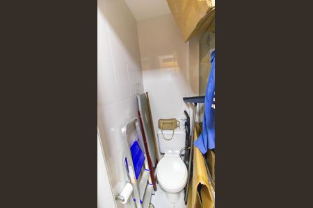 Apartamento à venda com 190m², 3 quartos e 2 vagasBanheiro de Serviço