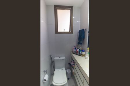 Apartamento à venda com 190m², 3 quartos e 2 vagasBanheiro do Quarto 3