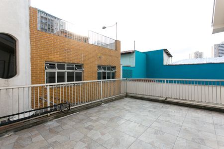 Casa à venda com 440m², 3 quartos e 5 vagasVaranda da Quarto 2