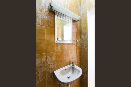 Casa à venda com 440m², 3 quartos e 5 vagasBanheiro 2