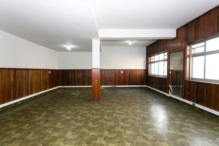 Casa à venda com 440m², 3 quartos e 5 vagasÁrea comum Salão