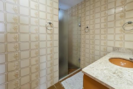 Apartamento para alugar com 111m², 4 quartos e 2 vagasbanheiro 