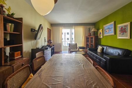 Apartamento para alugar com 111m², 4 quartos e 2 vagasSala