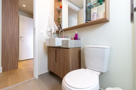 Studio à venda com 69m², 2 quartos e 1 vaga Studio à venda com 69m², 2 quartos e 1 vagaBanheiro da Suíte 2