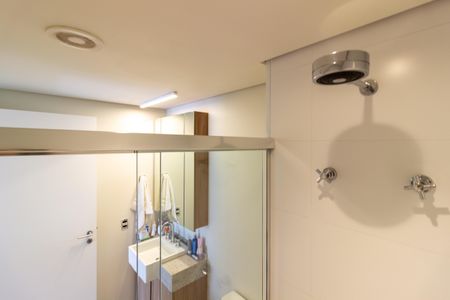 Studio à venda com 69m², 2 quartos e 1 vaga Studio à venda com 69m², 2 quartos e 1 vagaBanheiro da Suíte 1