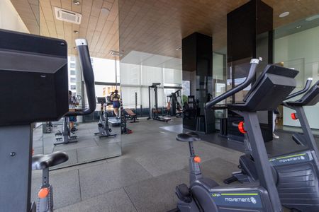 Studio à venda com 69m², 2 quartos e 1 vaga Studio à venda com 69m², 2 quartos e 1 vagaÁrea comum - Academia