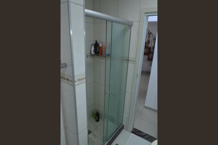 Casa de condomínio à venda com 600m², 3 quartos e 3 vagasBanheiro 1